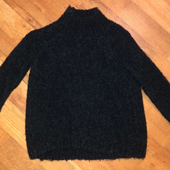 LOFT Sweaters - LOFT Black w/ Green Tint Turtle Neck Sweater
